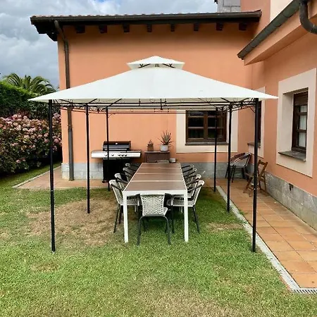 Casona La Teja En Ribadedeva Сasa de vacaciones Noriega